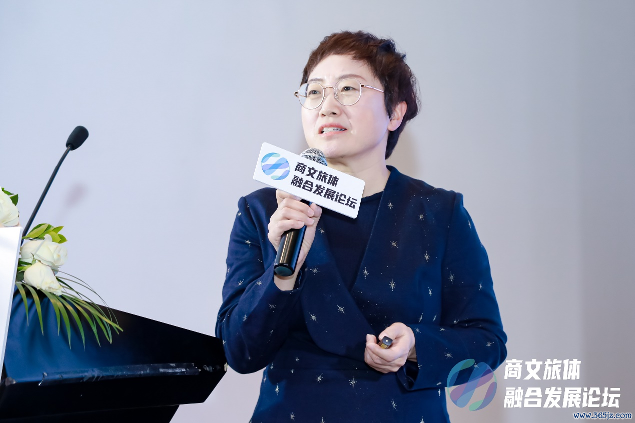 华熙外洋（北京）五棵松指令场馆运营惩处有限公司副总司理袁耀眼