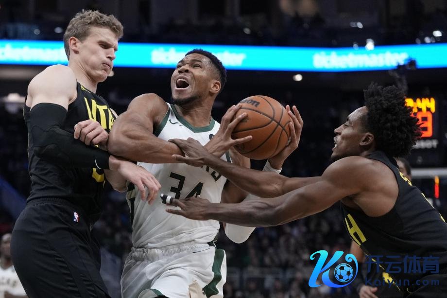 [图]字母哥31+16利拉德34分 雄鹿轻取爵士截至6连败体育集锦